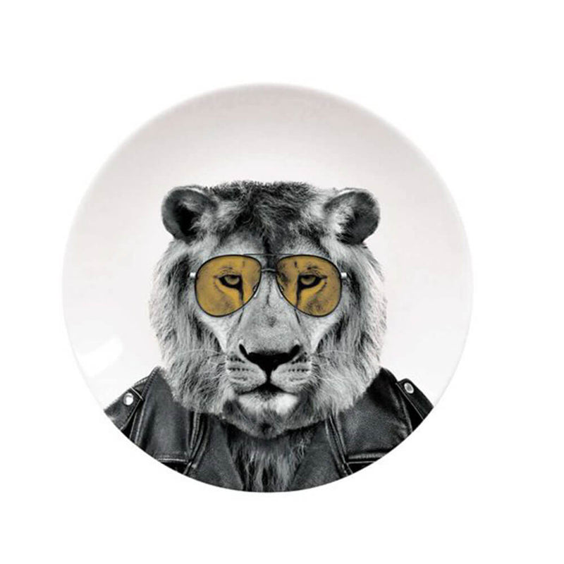 Wild Dining Lion
